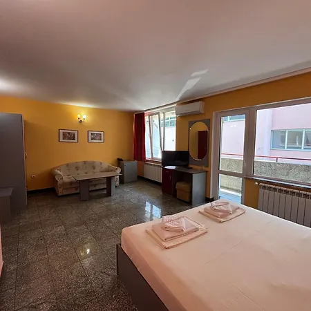 Otel Ertancom Yukarı Cuma