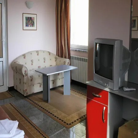 Ertancom 2* Yukarı Cuma