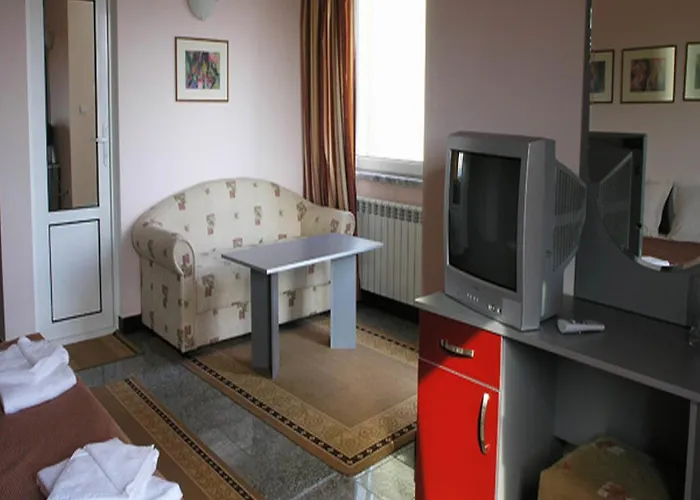 Ertancom 2* Yukarı Cuma